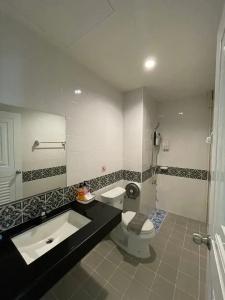 Check In Hostel at Naiyang Beach - 34