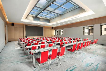 Holiday Inn Shanghai Nanjing Road, An Ihg - 17