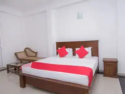OYO 240 Grand Highway Resort - 2