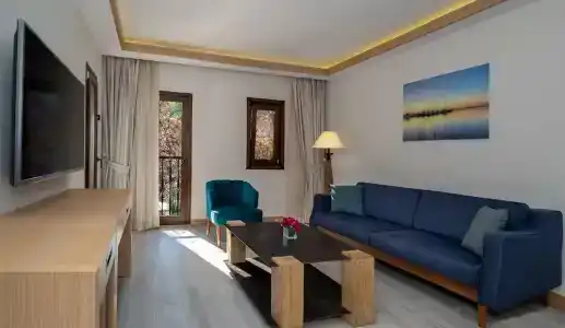 DoubleTree by Hilton Bodrum Marina Vista - 66