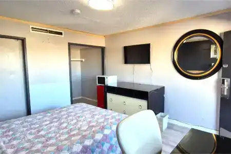 Edgebrook Motel - 4