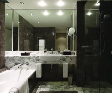 Grand Hyatt - 10