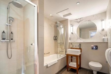 London Chigwell Prince Regent, BW Signature Collection - 9