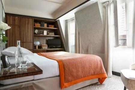 Esprit Saint Germain - 49