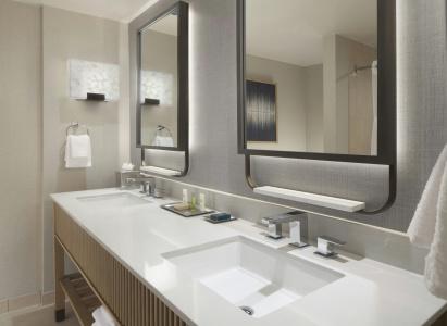 Hilton Anatole - 44