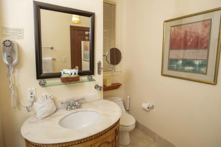 Washington Square Inn - 41