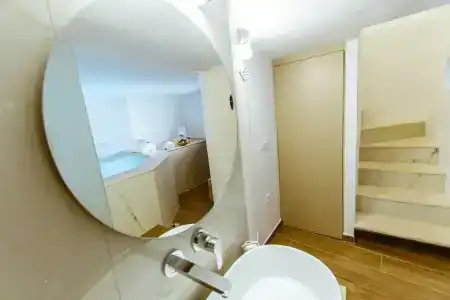 Konmari Boutique Suites - 50