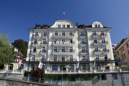 Royal - 9