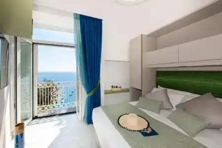 Eden Roc Suites - 470