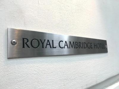 Royal Cambridge - 33