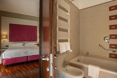 Merulana Inn Guest House - 48