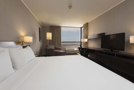 Holiday Inn Express -, An Ihg - 41