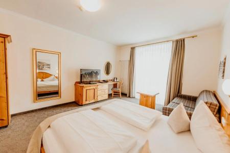 Krumers Post & Spa - 6