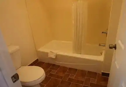 Hollywood Inn Express North - 6