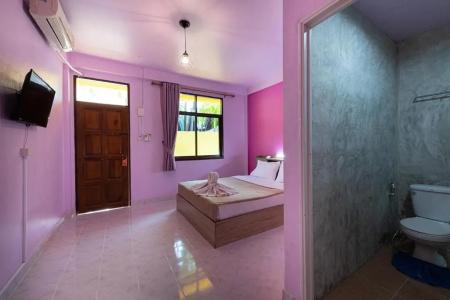 myPatong GuestHouse - Hostel - 35