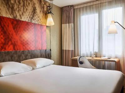 ibis Bordeaux Centre Bastide - 59
