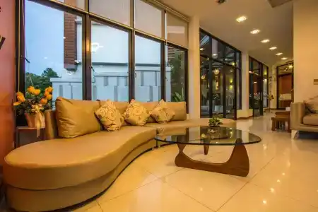 Mamaison - 1