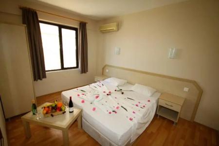 Tuntas Suites Altinkum - 57