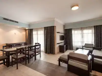 Sunny Days Mirette Family Resort - Families and couples only - 12