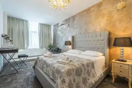 Prima Luce Downtown - Mag Quaint & Elegant Boutiques - 48