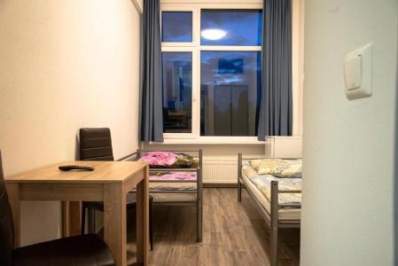 NeoHostel - 42
