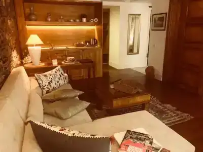 El Vino & Suites - 101