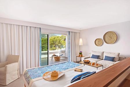 Bahia Camp de Mar Suites - 4