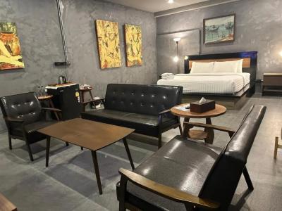 Premier Hostel Chiang Mai - 40