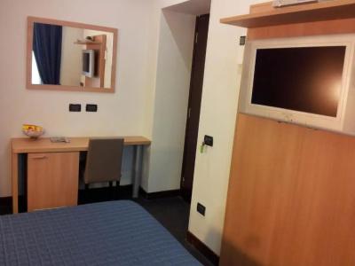Residenza Cola Di Rienzo - Suite In Rome - 60