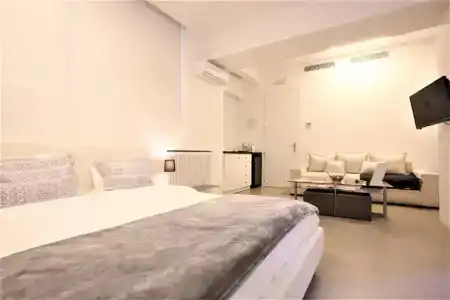 GK Athens - 128
