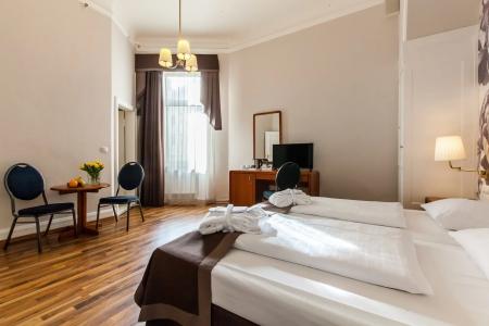 Monopol - Central Station - 3