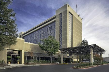 Hilton Arden West - 30