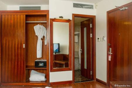 Nesta Hanoi - 2