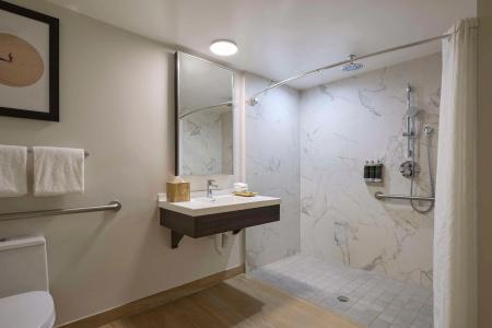 Hyatt Centric South Beach Miami - 8