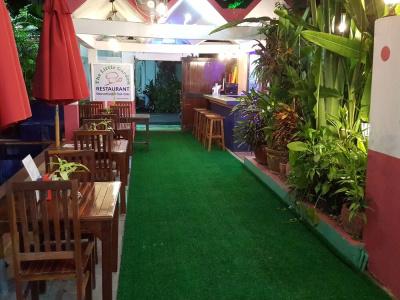 The Little Garden Boutique - 14