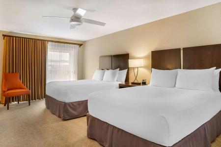 Best Western Plus Inn - 43