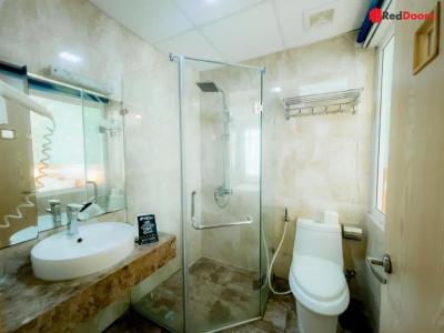 Reddoorz Plus Near Cau Giay Park - 65