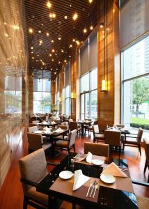 Holiday Inn Chengdu Oriental Plaza, An Ihg - 28