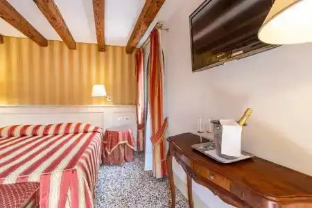 Bella Venezia - 47