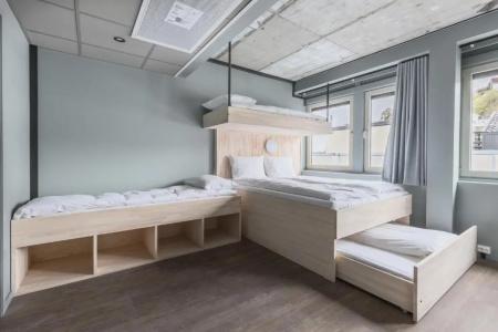 Hotell - 74