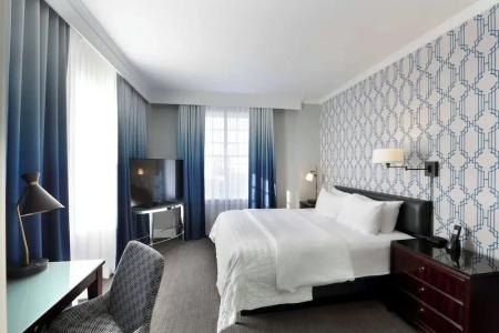 Le Meridien Dallas, The Stoneleigh - 76