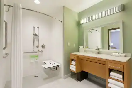 Home2 Suites by Hilton - 8