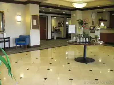 DoubleTree by Hilton Las Vegas Airport - 26