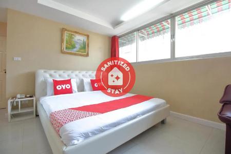 Oyo 102 Diamond Residence Silom - 16