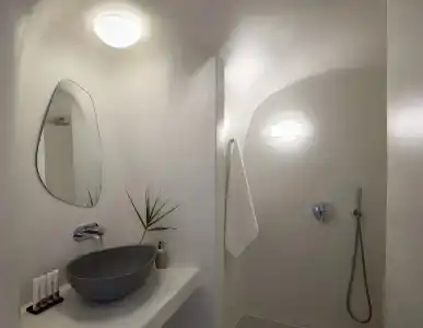 Elysian Santorini - 7