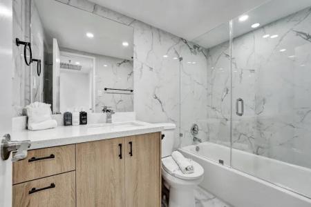 The Alexander All Suites - 564
