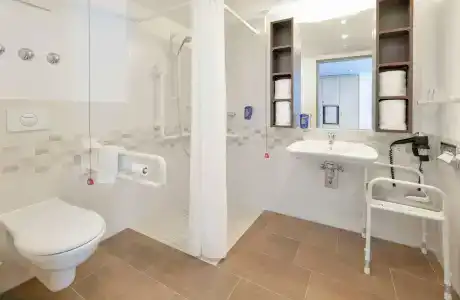 Park Inn by Radisson Papenburg - 37
