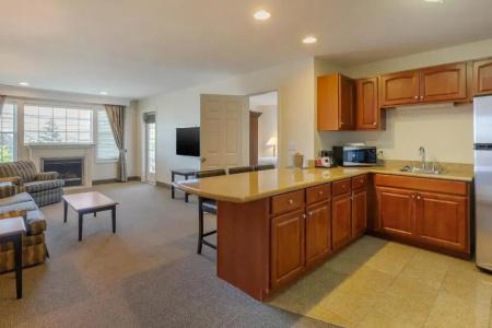 Ogunquit and Suites - 82