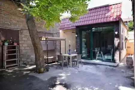 Retro Hostel & Tours - 12