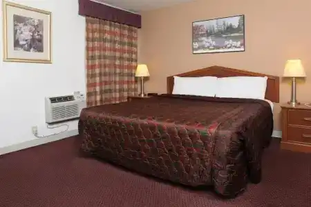 Granada Inn - 25